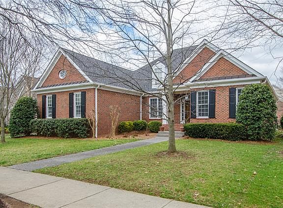 2nd image of 848 Willowsprings Blvd