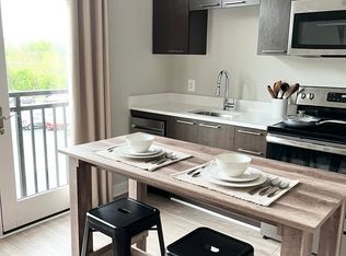 989 S Buchanan St UNIT 223, Arlington, VA 22204