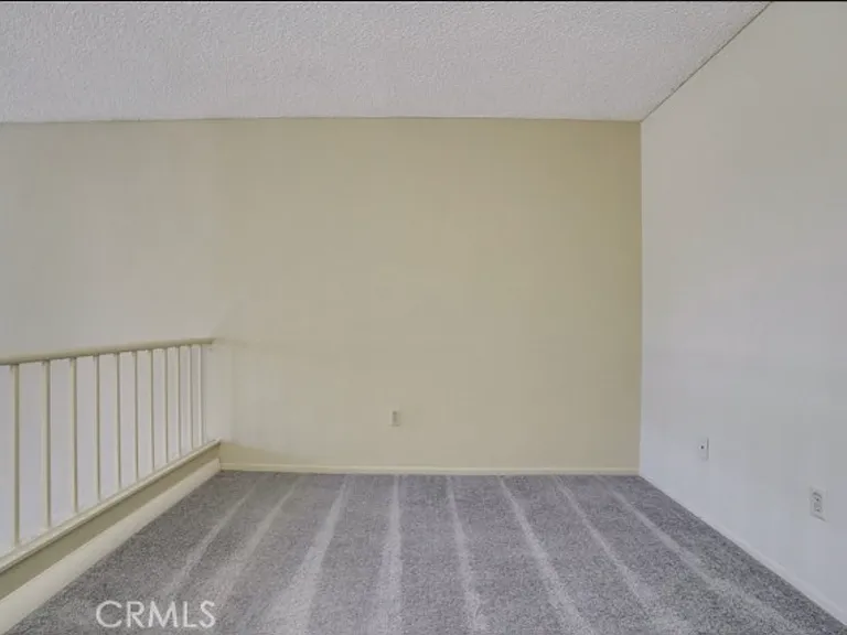 1441 Brett Pl #327 — Photo 12