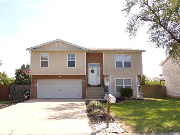 5173 Stacey Dr, Granite City, IL 62040