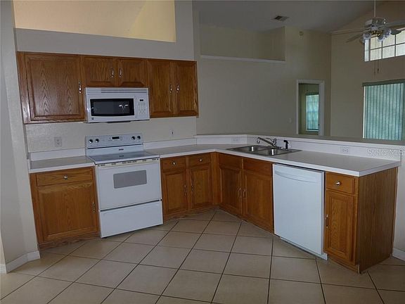 4th image of 16732 Rockwell Heights Ln