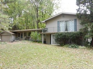 6762 Swan Creek Rd, Saginaw, MI 48609