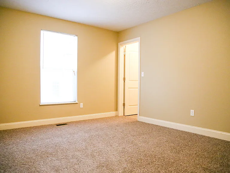 Unit B - bedroom 1