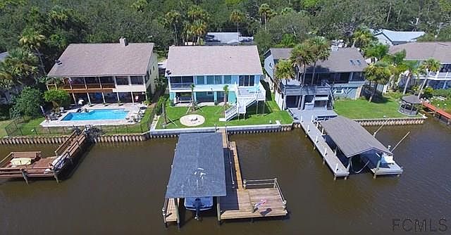 1st image of 323 Palm Dr