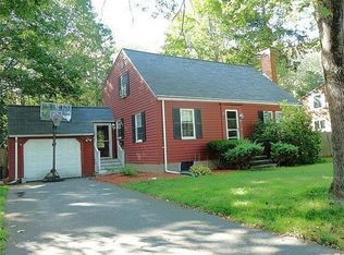31 Tennyson Rd, Reading, MA 01867