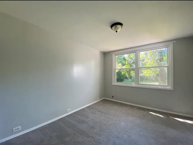 8 Birchwood Ave #1 — Photo 10