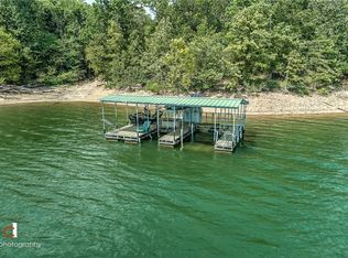 10514 Lakeside Dr, Rogers, AR 72756