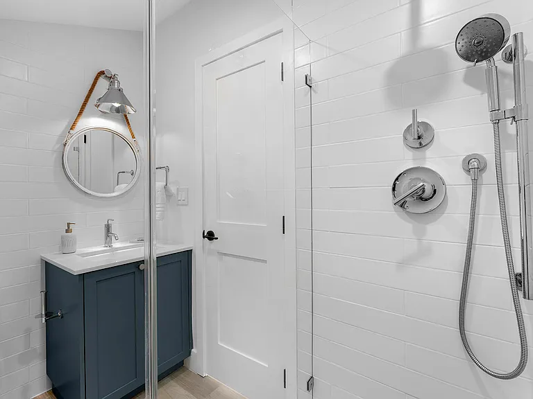 153 Valencia Dr — Photo 22
