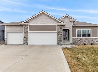 2113 NW 31st St, Ankeny, IA 50023