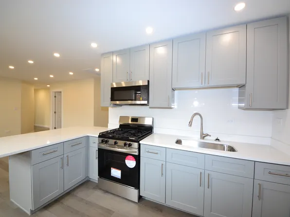 449 W 31st St Unit 2, Chicago, IL 60616