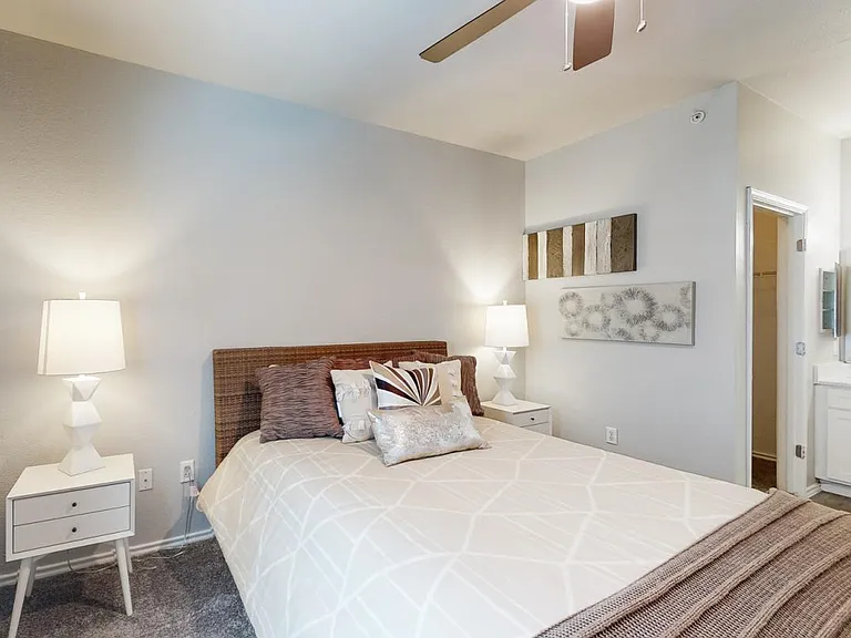 Brynwood Apartments — Photo 86