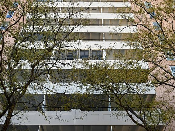 3rd image of 130 N Pearl St APT 1202