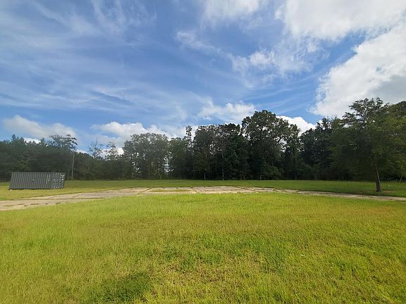 3rd image of 3838 Highway 26 W