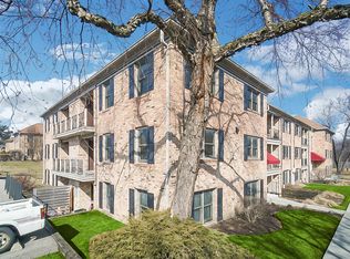 1728 Fayette Walk APT L, Hoffman Estates, IL 60169