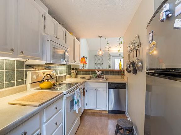 5th image of 34 Willowbrook Dr #0