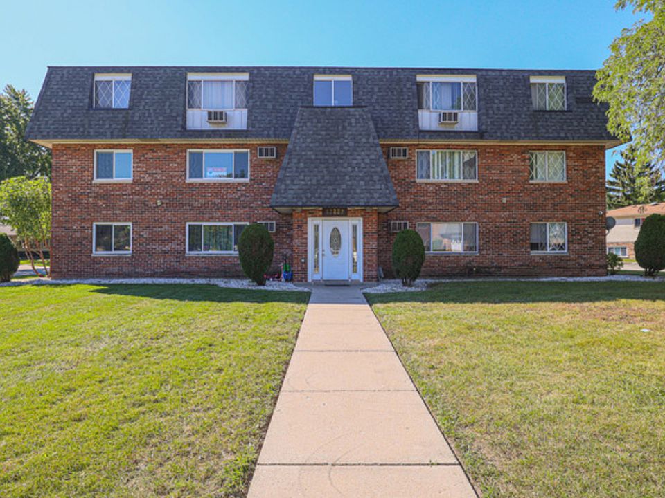 1st image of 17227 71st Ct APT 9