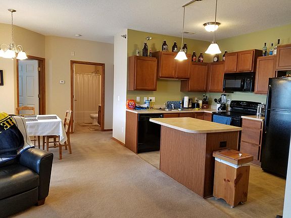3rd image of 1815 SW White Birch Cir Unit 15