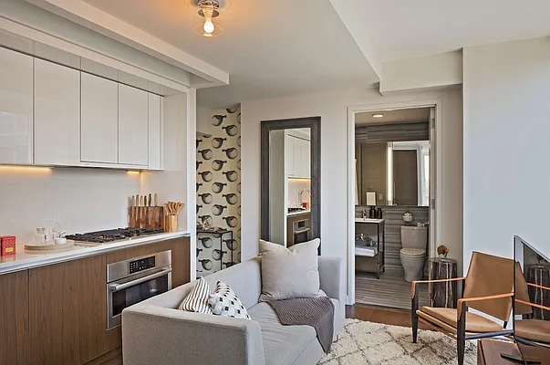 Rented by The Moinian Group | media 3