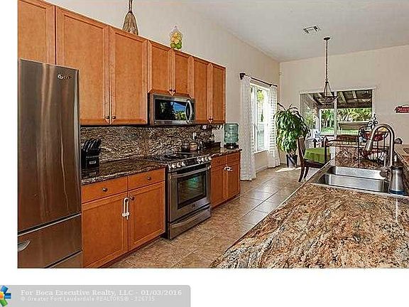 Home For Sale In Heron Bay