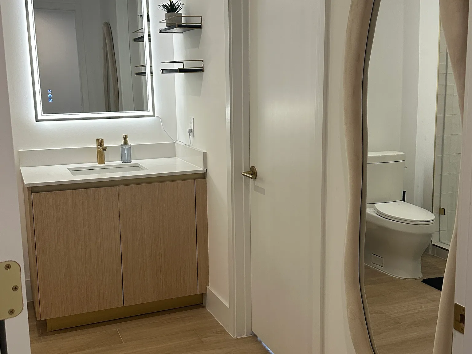 1 bed, 633 sqft, $3,995 — Photo 2