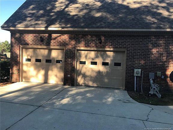 3rd image of 5360 Clubhouse Ln