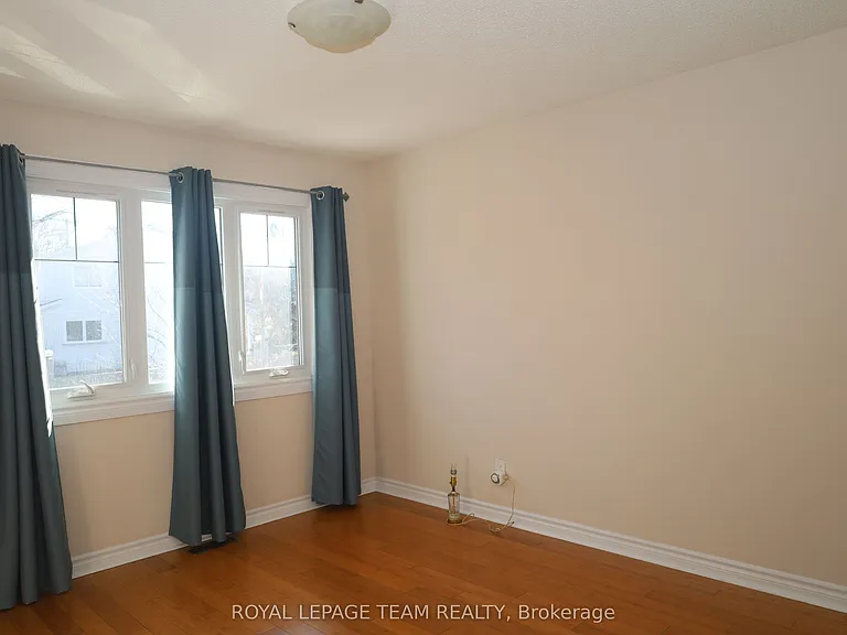 2194 Niagara Dr S — Photo 18