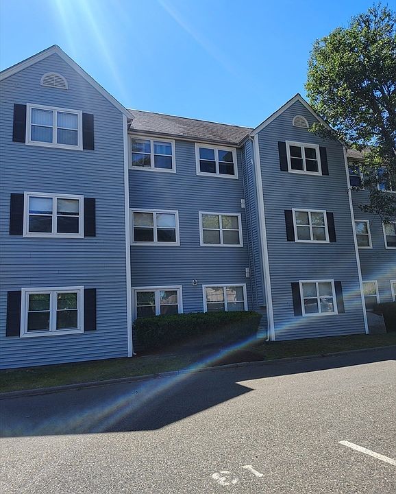 1st image of 15 Longworth Ave Unit 234
