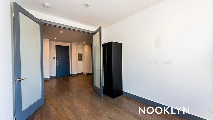 Rented by Nooklyn NYC LLC | media 27