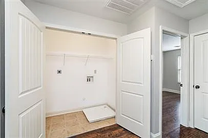 4832 Fountain View Way — Photo 12