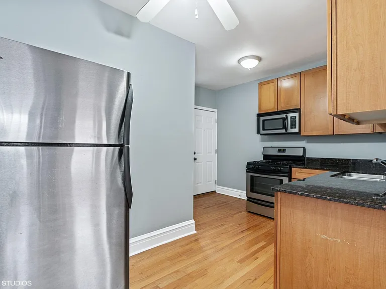 2839 N Sawyer Ave #2S — Photo 18