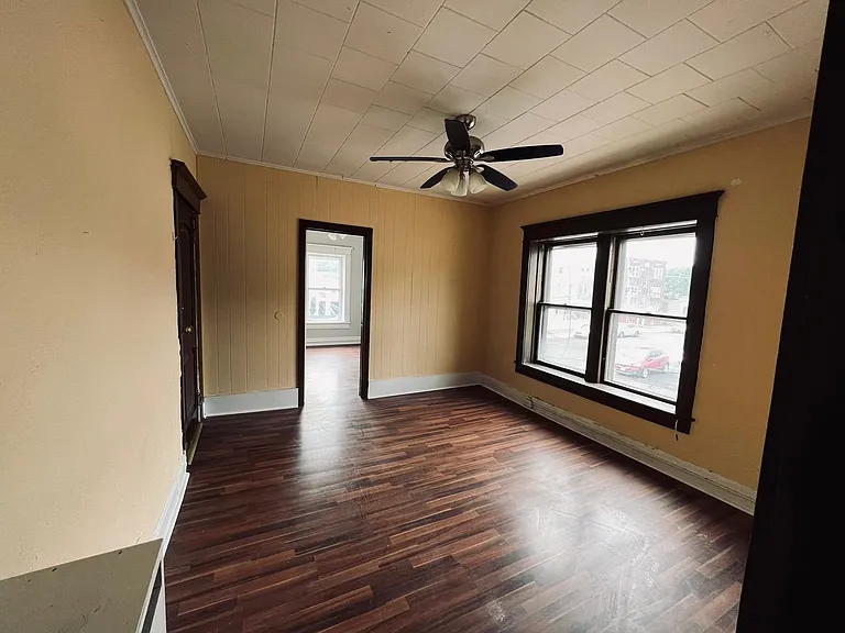 1475 Dwight St #2L — Photo 15