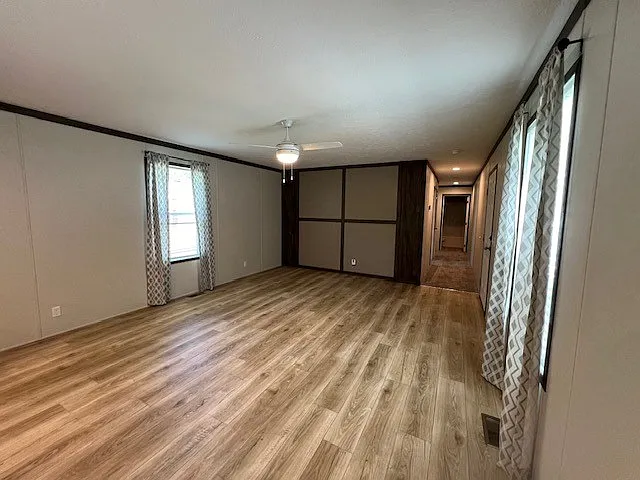 Convienent & Comfort Living! — Photo 4