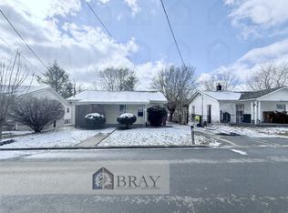 911 Hopson St, Johnson City, TN 37601