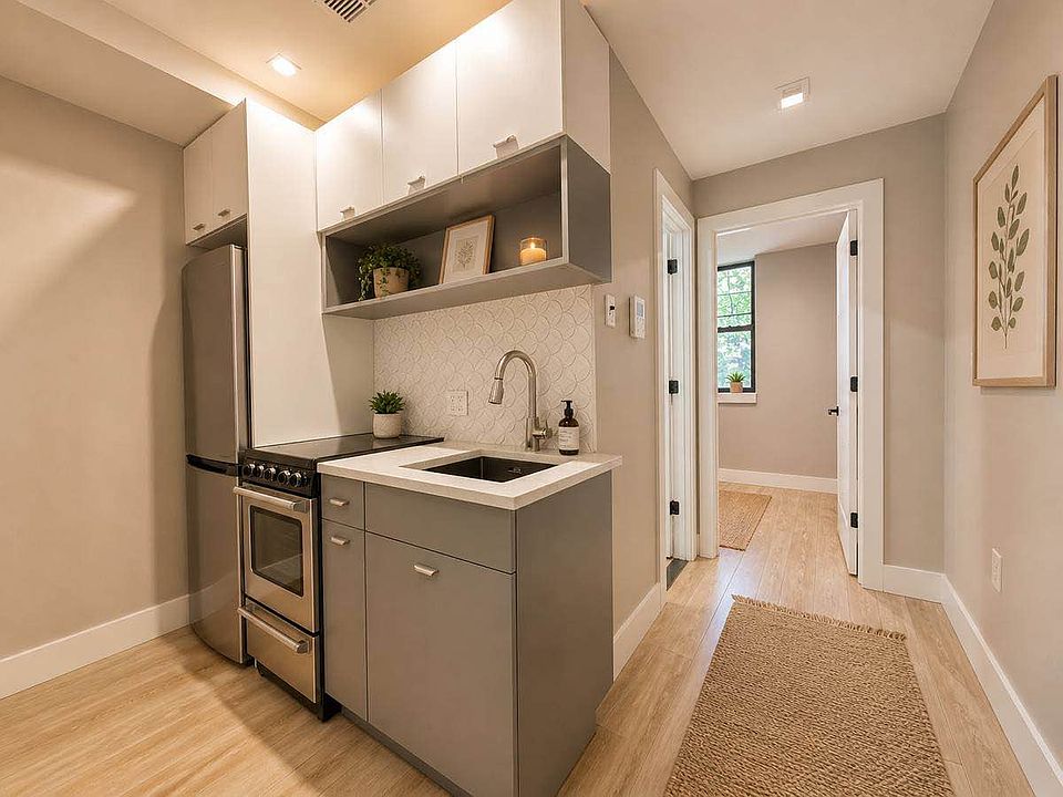 1st image of 97 Clay St #5