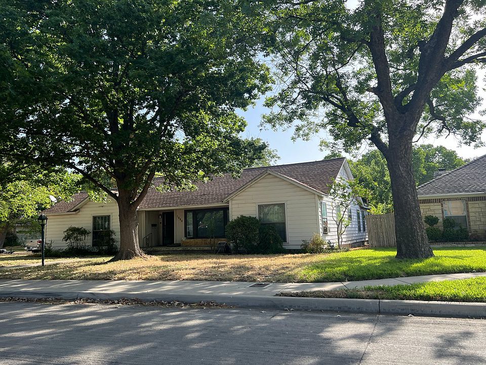 2nd image of 1666 Eagle Dr
