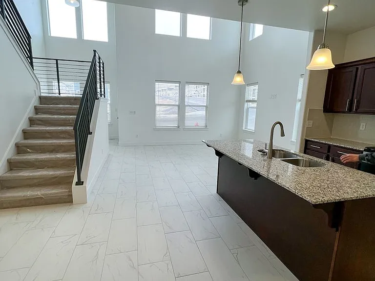 1496 N Sage Dr — Photo 8