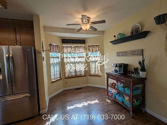 5th image of 8560 Avens Cir