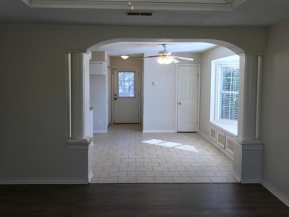 Living Room/ Dining Room