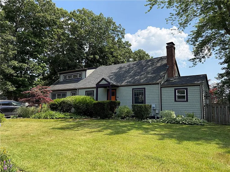 92 Fales Ave — Photo 1