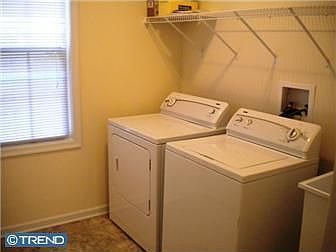 4th image of 313 Milford Ave