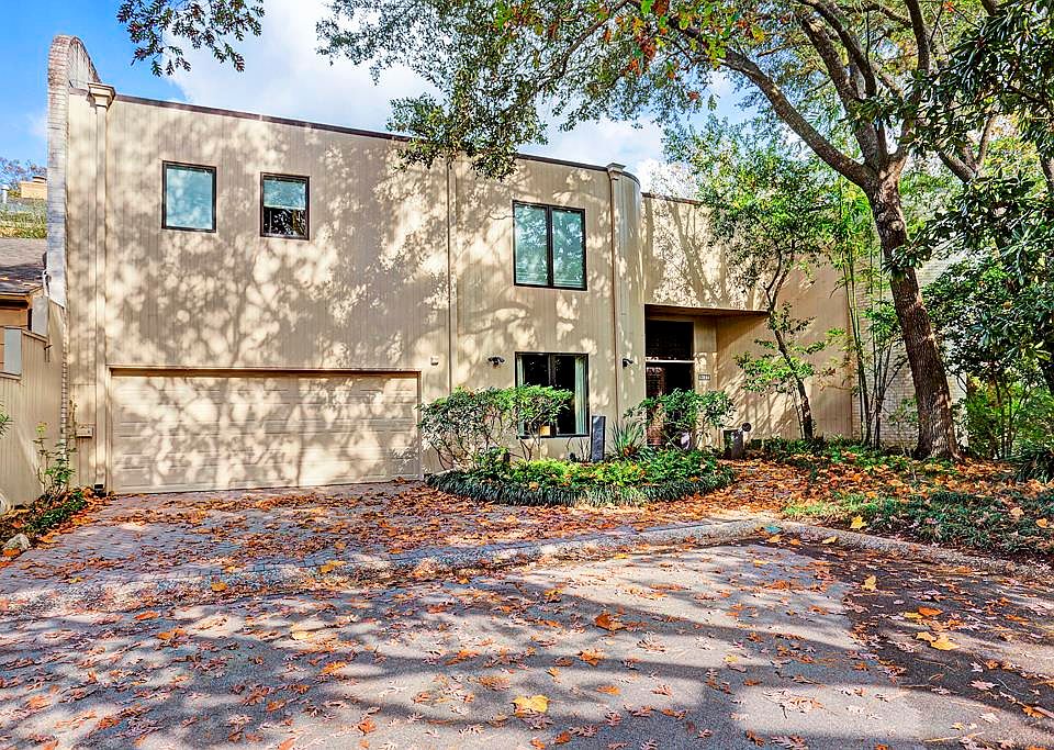 1st image of 9127 Briar Forest Dr