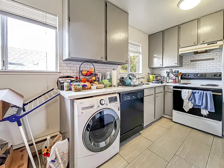 1650 Tyler St #C — Photo 8