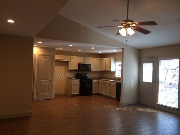 5th image of 2008 Briarwood Dr