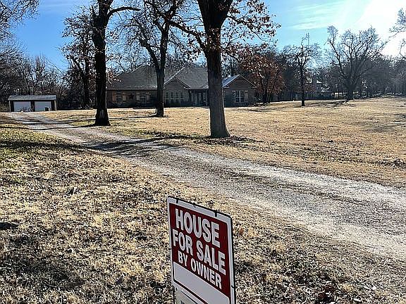 Home Sets Back off Road