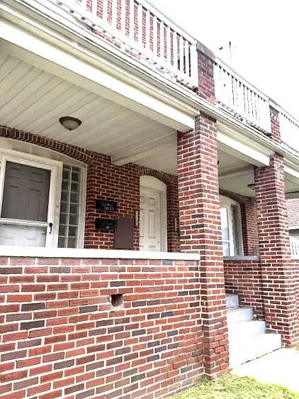 528 E Eleven Mile Rd