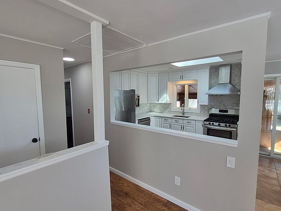 4th image of 53 Corey Ave