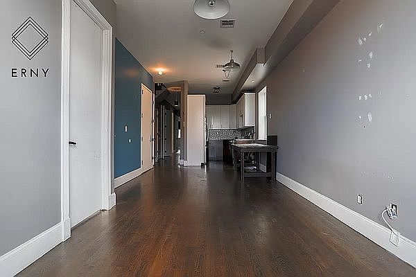 1st image of 216 Walworth St #Ap3
