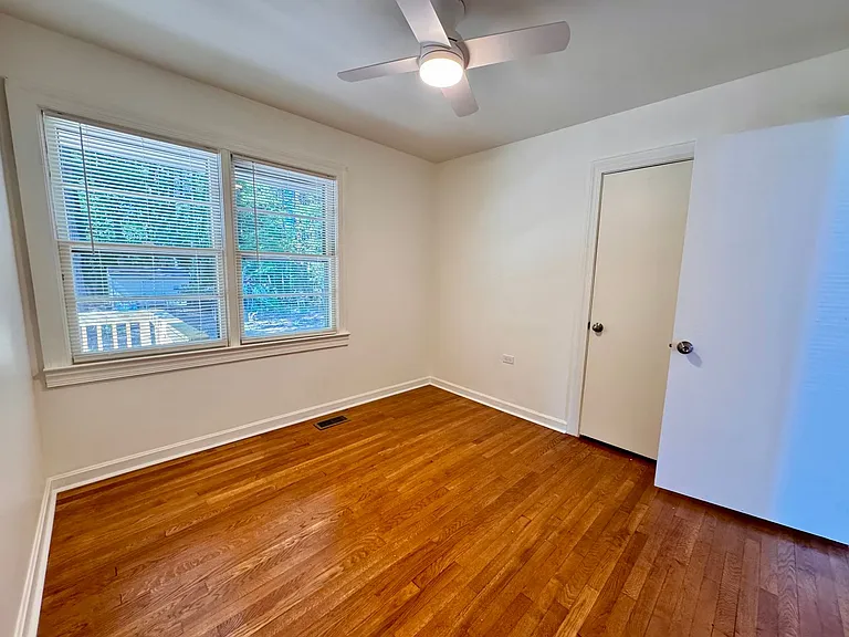 804 E Northington St — Photo 9
