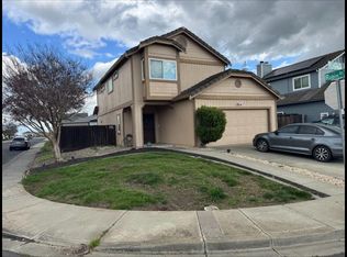 481 Robin Cir, Vacaville, CA 95687