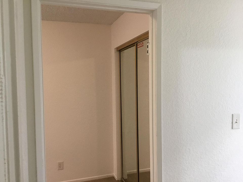 1st bedroom